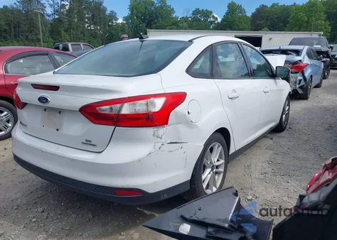 2014 Ford Focus Se from USA, damaged, VIN 1FADP3F23EL179931